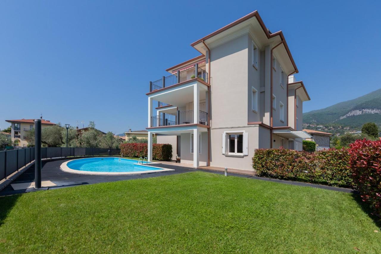 Appartamento In Villa Beatrice Pt7 By Wonderful Italy Toscolano Maderno Buitenkant foto